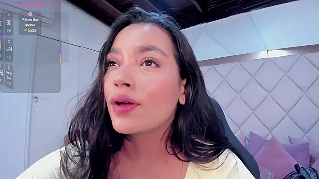 emma carterr1 online show from March 21, 2026, 2:21 pm