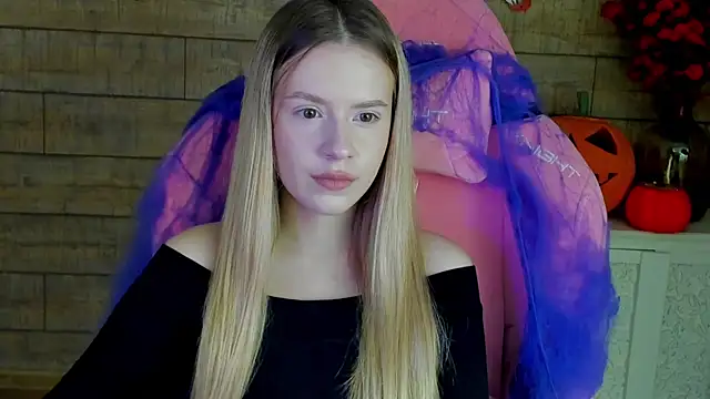 Snapshot of MilanaBalmain chatting on November 3, 2025, 4:28 am MilanaBalmain online show from November 3, 2025, 4:28 am