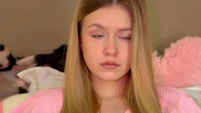 Snapshot of MilanaBalmain chatting on October 27, 2025, 4:35 am MilanaBalmain online show from October 27, 2025, 4:35 am