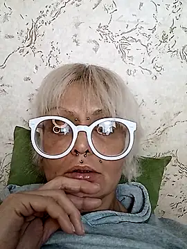 Gardener of Illusions online show from October 30, 2025, 10:02 am