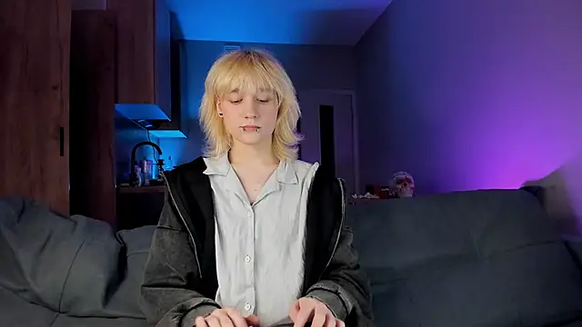 Snapshot of Gregory_Byyrd chatting on February 22, 2025, 7:14 pm Gregory Byyrd online show from February 22, 2025, 7:14 pm