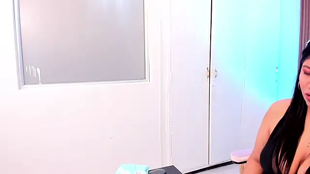 estrella bigboobs14 online show from April 9, 2026, 10:43 am