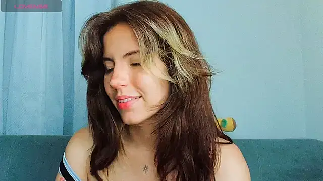 cherrybom969 online show from February 1, 2025, 8:18 am