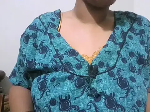 Snapshot of Sexy-Shalinii chatting on November 18, 2025, 2:59 am Sexy-Shalinii online show from November 18, 2025, 2:59 am