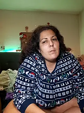 kittymorenita26 online show from January 14, 2025, 1:15 am