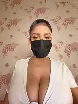 Snapshot of shanelle0 chatting on October 28, 2025, 11:58 pm shanelle0 online show from October 28, 2025, 11:58 pm