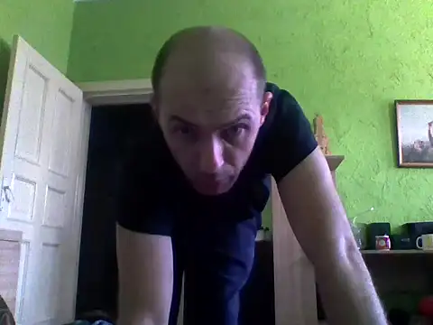 Snapshot of STANISLAW621162 chatting on July 9, 2026, 1:43 pm STANISLAW621162 online show from July 9, 2026, 1:43 pm