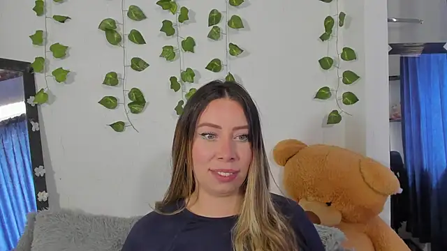 JanneKim online show from October 30, 2025, 2:36 pm