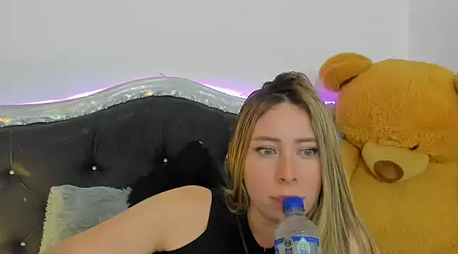 JanneKim online show from March 8, 2025, 12:11 am