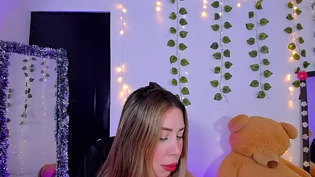 JanneKim online show from March 6, 2026, 1:39 pm