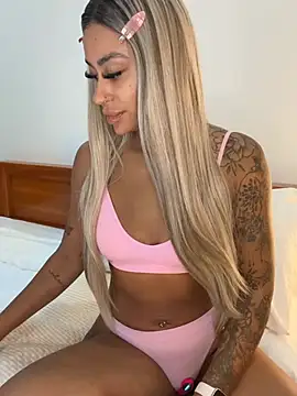 CoCo-Queen online show from February 21, 2026, 3:19 am