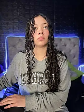 Paloma  LS online show from March 18, 2025, 5:01 pm