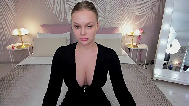 KiraDaring online show from January 13, 2025, 4:19 pm