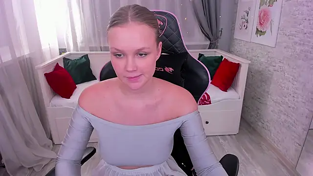 KiraDaring online show from December 26, 2024, 9:58 pm