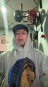 Snapshot of Stiven_017 chatting on February 5, 2026, 2:07 am Stiven 017 online show from February 5, 2026, 2:07 am