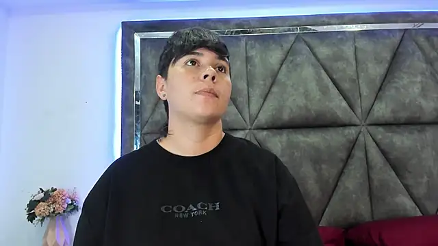 AbbySmiitth  online show from February 20, 2026, 9:50 pm