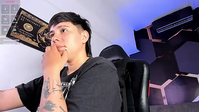 AbbySmiitth  online show from October 3, 2025, 7:26 pm