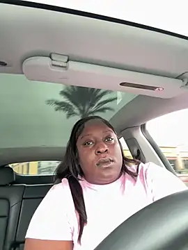 Snapshot of Insultedbalceni chatting on February 10, 2026, 11:48 pm Insultedbalceni online show from February 10, 2026, 11:48 pm