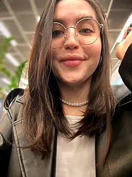 Snapshot of meow_girl chatting on November 26, 2025, 8:58 am meow girl online show from November 26, 2025, 8:58 am