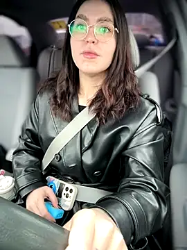 Snapshot of meow_girl chatting on November 25, 2025, 10:04 am meow girl online show from November 25, 2025, 10:04 am