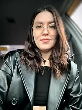 Snapshot of meow_girl chatting on November 23, 2025, 7:40 am meow girl online show from November 23, 2025, 7:40 am