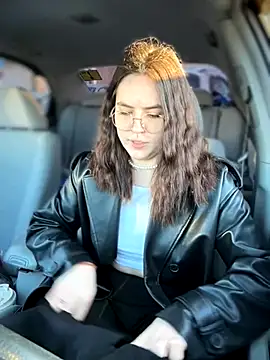 Snapshot of meow_girl chatting on November 15, 2025, 11:14 am meow girl online show from November 15, 2025, 11:14 am