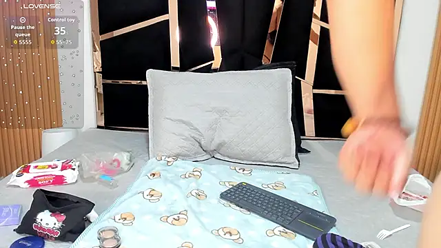 Snapshot of yahaira_ chatting on December 5, 2025, 12:48 pm yahaira online show from December 5, 2025, 12:48 pm