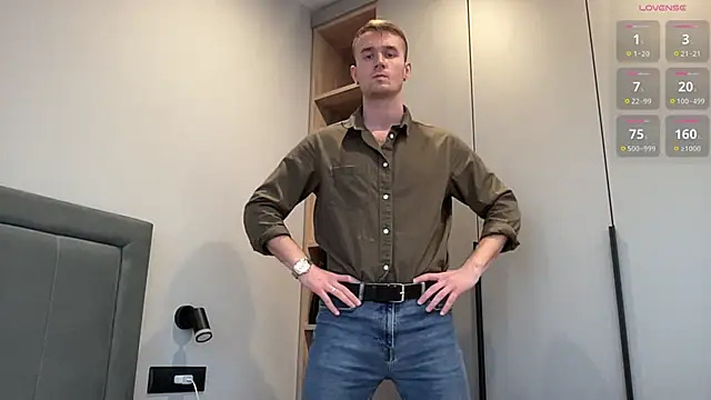 cute mark online show from October 29, 2025, 1:21 pm