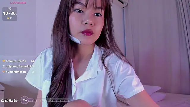Snapshot of moonlight8_ chatting on April 25, 2026, 1:41 pm moonlight8 online show from April 25, 2026, 1:41 pm