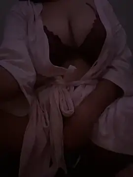 adry moon666 online show from October 22, 2025, 9:09 am