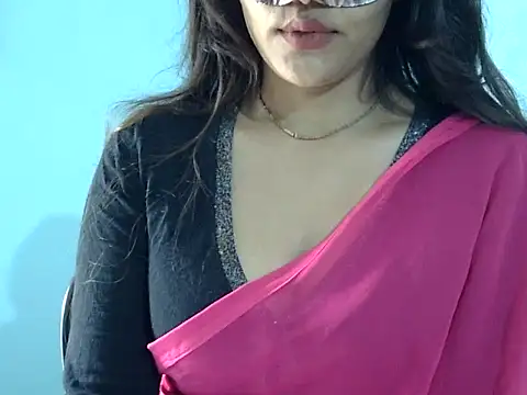 Nehasingh2024 online show from January 15, 2026, 6:06 am