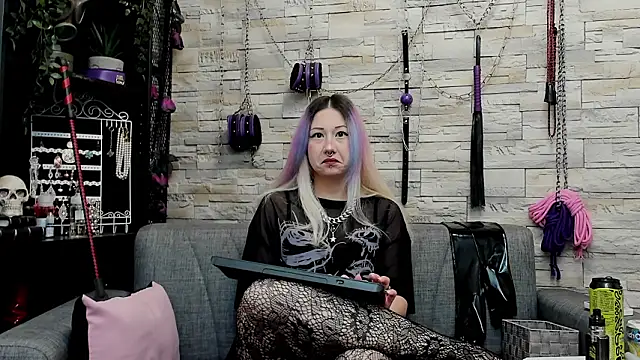 CruelMistress online show from February 17, 2026, 1:25 am