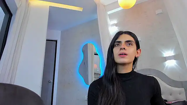 Venusflame   online show from November 26, 2025, 11:43 am