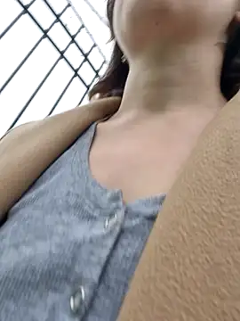 Public Katrisha online show from April 8, 2026, 1:23 pm