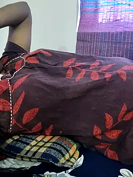 Snapshot of Tamilrojanew chatting on September 18, 2025, 6:49 am Tamilrojanew online show from September 18, 2025, 6:49 am