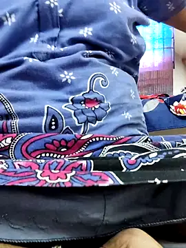 Snapshot of Tamilrojanew chatting on October 6, 2025, 5:19 am Tamilrojanew online show from October 6, 2025, 5:19 am