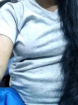 Snapshot of Tamilrojanew chatting on October 2, 2025, 9:23 am Tamilrojanew online show from October 2, 2025, 9:23 am