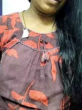 Snapshot of Tamilrojanew chatting on October 7, 2025, 8:26 am Tamilrojanew online show from October 7, 2025, 8:26 am