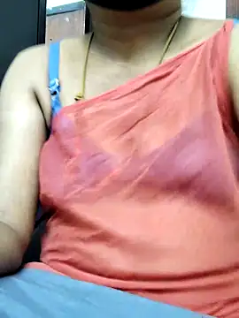 Snapshot of Tamilrojanew chatting on June 14, 2026, 5:58 pm Tamilrojanew online show from June 14, 2026, 5:58 pm