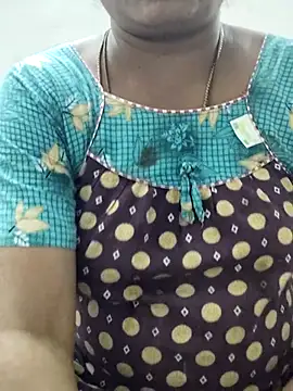 Snapshot of Tamilrojanew chatting on October 28, 2025, 5:34 pm Tamilrojanew online show from October 28, 2025, 5:34 pm