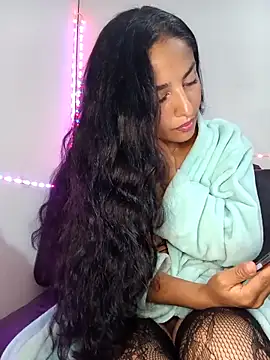 chloewildd  online show from November 30, 2025, 1:06 am