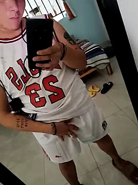 Snapshot of tripexnte chatting on April 6, 2026, 6:53 pm tripexnte online show from April 6, 2026, 6:53 pm