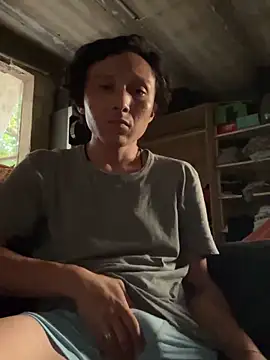 Snapshot of tripexnte chatting on February 17, 2025, 11:33 pm tripexnte online show from February 17, 2025, 11:33 pm