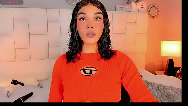 Snapshot of ValentinaMarinn chatting on February 20, 2025, 8:36 pm ValentinaMarinn online show from February 20, 2025, 8:36 pm