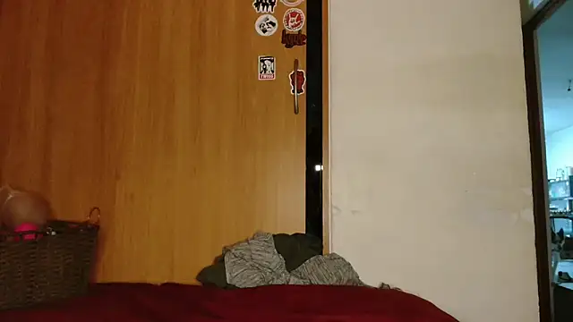 Snapshot of DirtyDi97 chatting on November 26, 2025, 3:06 am DirtyDi97 online show from November 26, 2025, 3:06 am