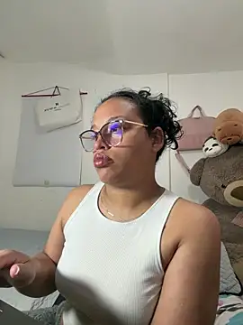 Snapshot of angela_angels_ chatting on February 15, 2026, 11:03 pm angela angels online show from February 15, 2026, 11:03 pm