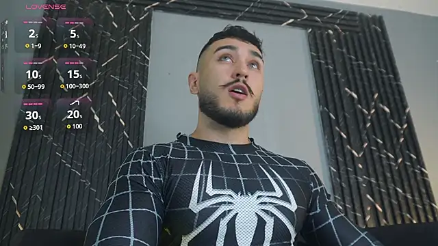 Snapshot of Zionmattis chatting on October 18, 2025, 10:34 pm Zionmattis online show from October 18, 2025, 10:34 pm