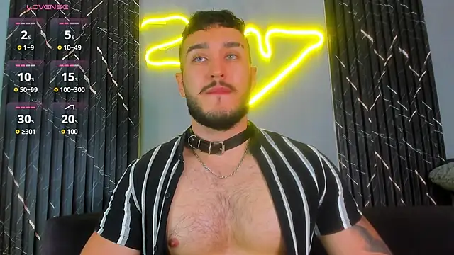 Snapshot of Zionmattis chatting on October 2, 2025, 1:31 am Zionmattis online show from October 2, 2025, 1:31 am