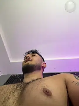 Zionmattis online show from April 15, 2026, 2:17 am