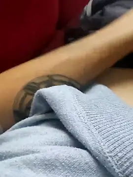 Snapshot of Juliano69xv chatting on October 25, 2025, 12:39 pm Juliano69xv online show from October 25, 2025, 12:39 pm